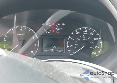 2017 Nissan Sentra S z USA, uszkodzony, nr VIN 3N1AB7AP7HY347770